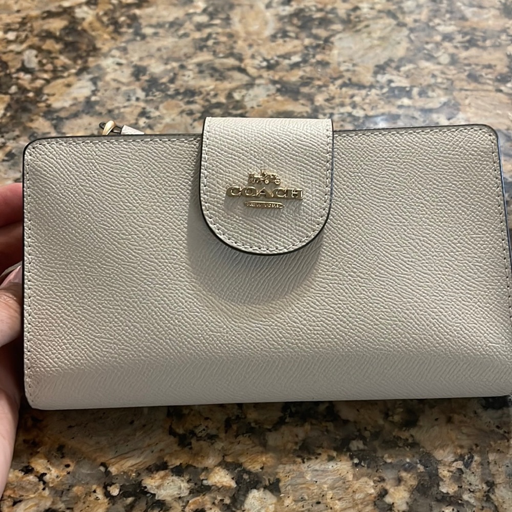 Phone Wallet In Colorblock Signature Canvas